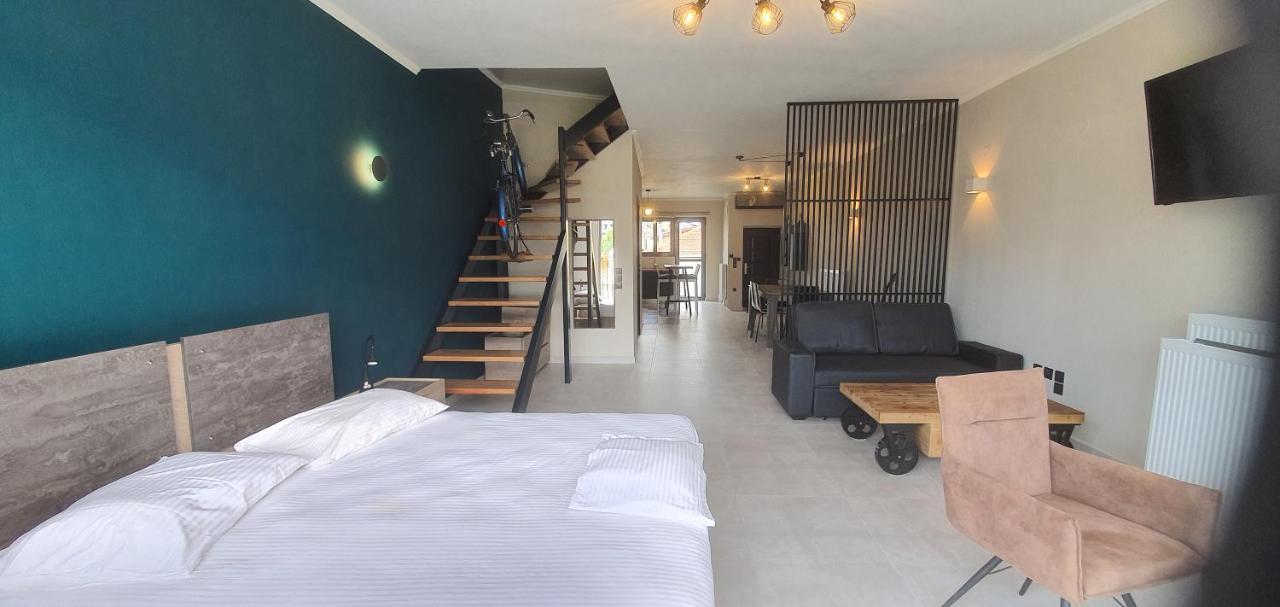 Апартаменты Nydri Loft Экстерьер фото